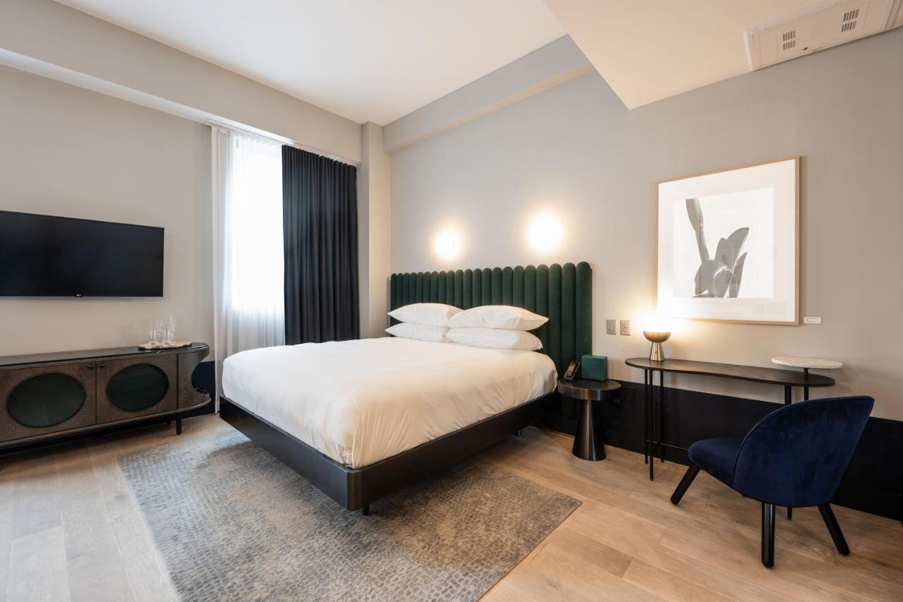 Hotel Woodlark A Tribute Portfolio